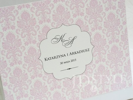 Pudełko na koperty ślubne VI-07-PNK, na zdjęciu grafika w kolorze brudny róż