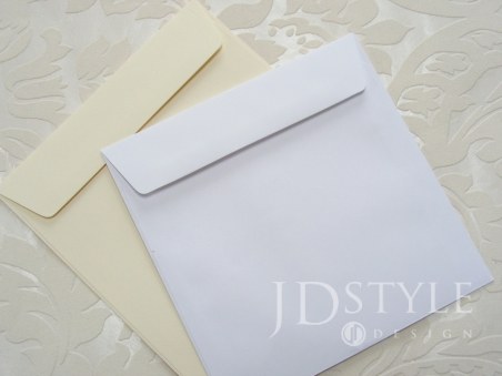 Koperty standardowe kwadratowe do zaproszeń ślubnych, biała i ecru 