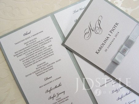 Eleganckie menu weselne srebrne PR-02-M-(DL), papiery perłowe srebrny-biały, tasiemka srebrna